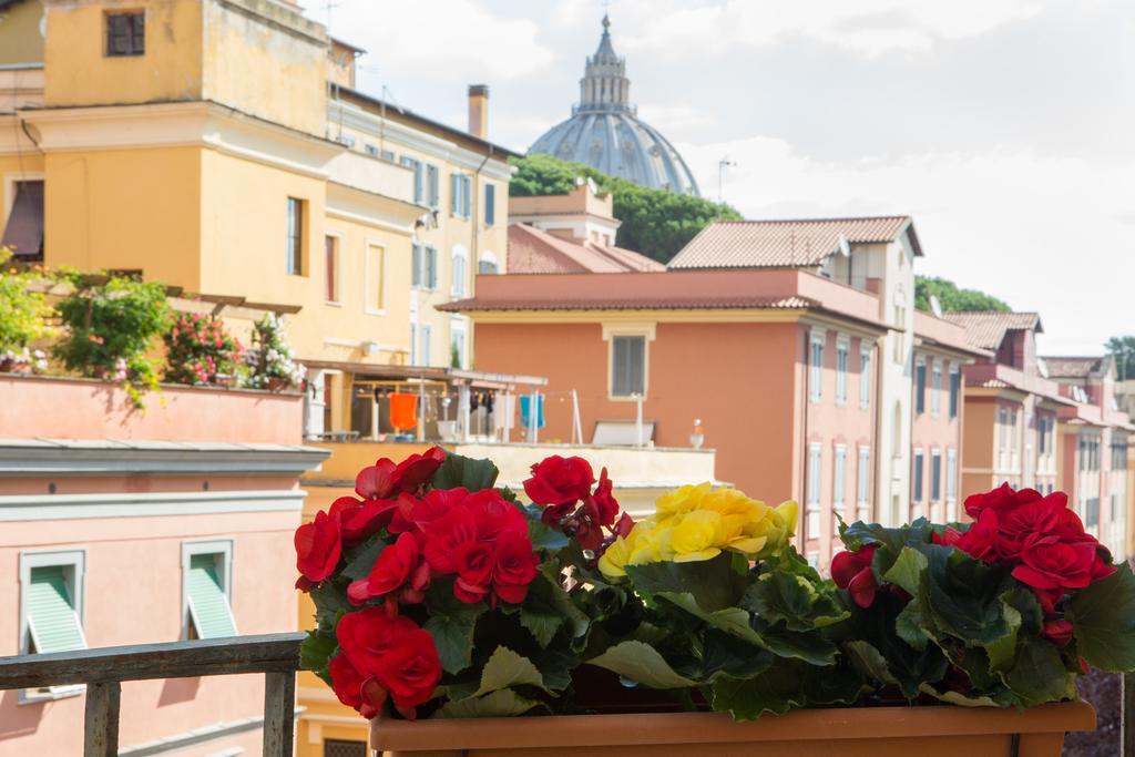 Appartamento La Finestra Su San Pietro Roma Cameră foto